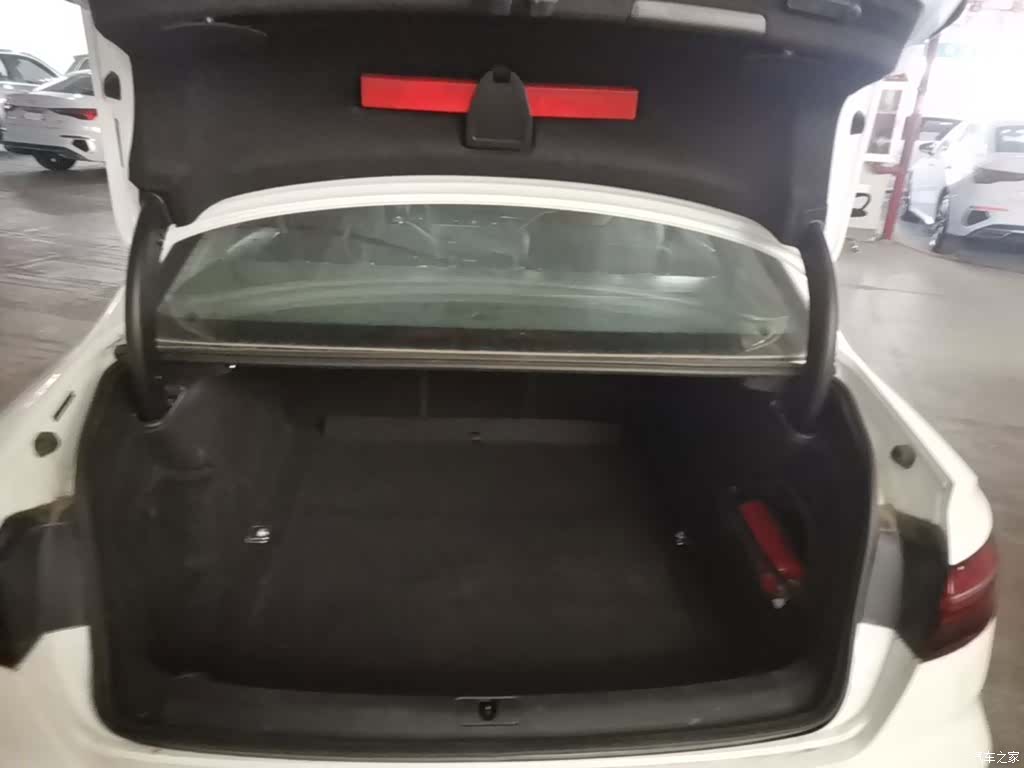 Audi A4L, 2024 19