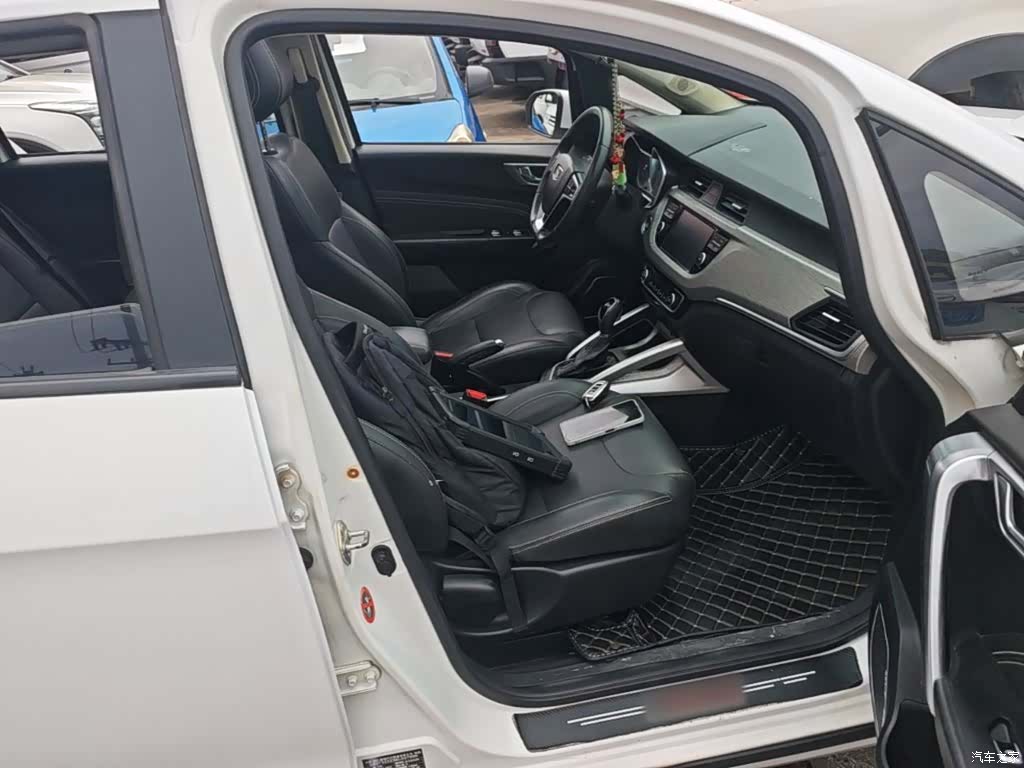 Geely X3, 2019 25