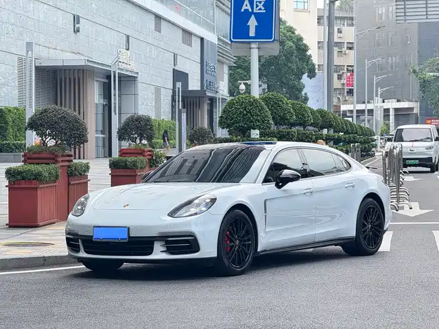 Porsche Panamera 2018 — купить из Китая под заказ