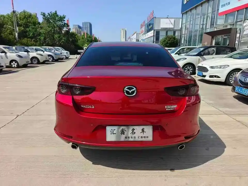 Mazda 3 Angkesaila