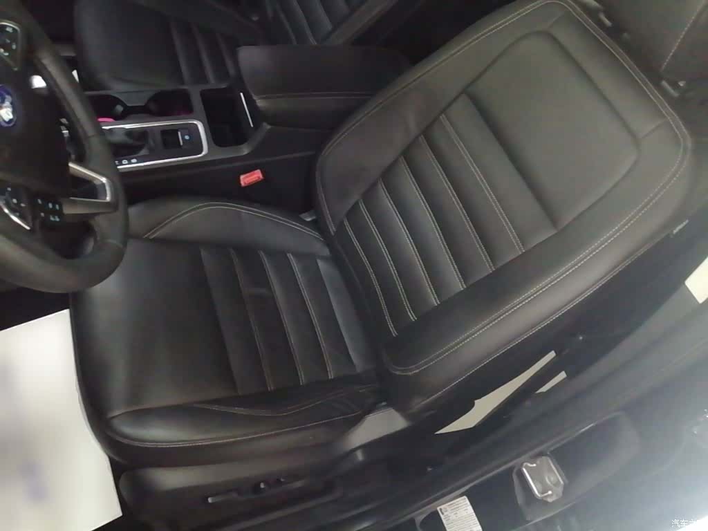 Ford Kuga, 2017 15