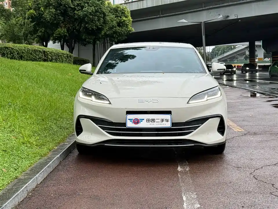 BYD Seal 06