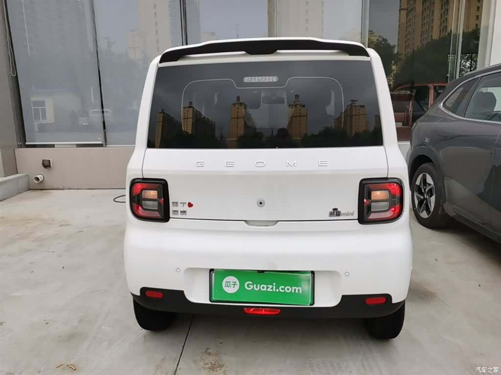 Geely Panda, 2025 6