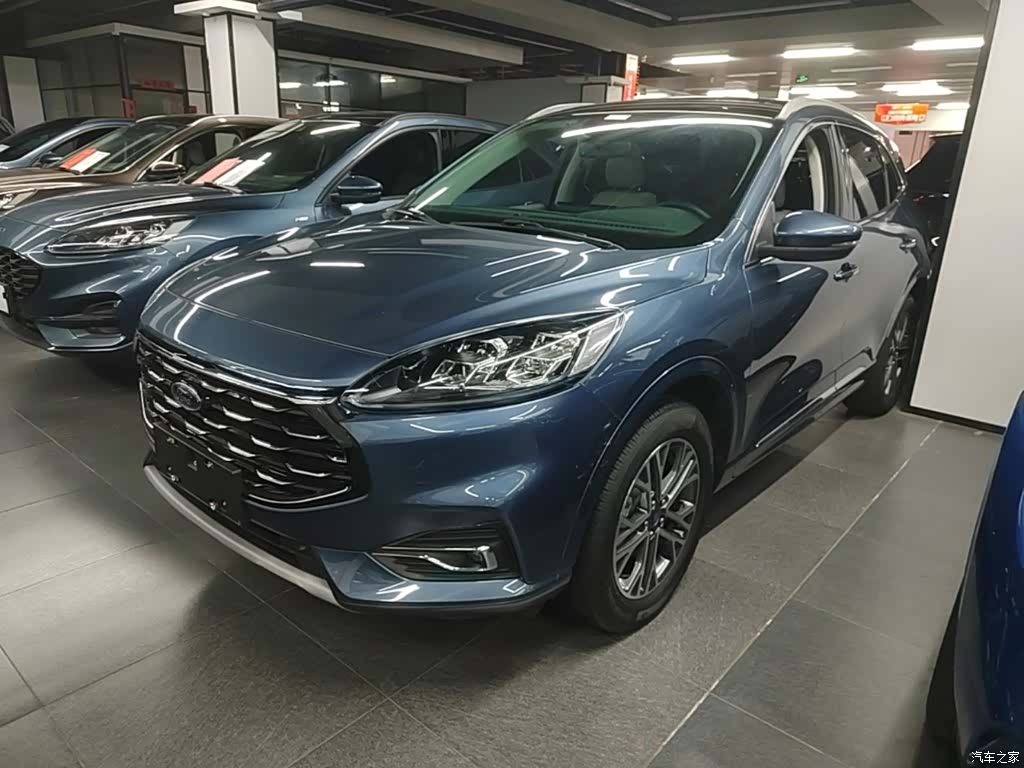 Ford Escape, 2022 2