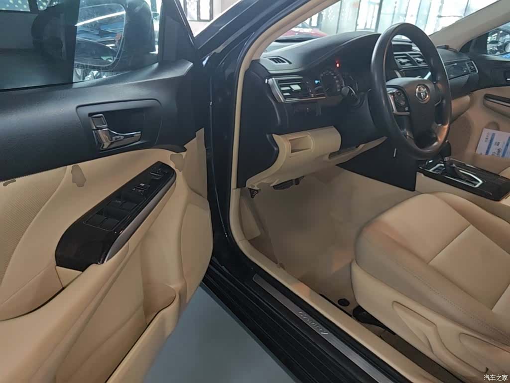Toyota Camry, 2016 16