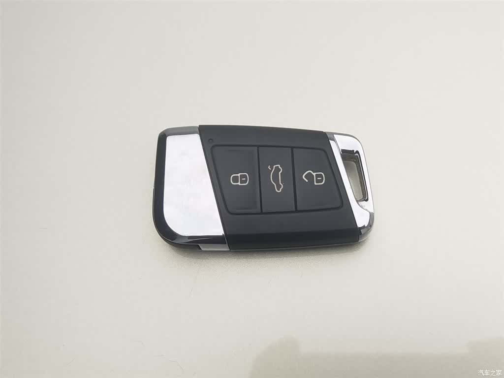 Volkswagen Magotan, 2017 19