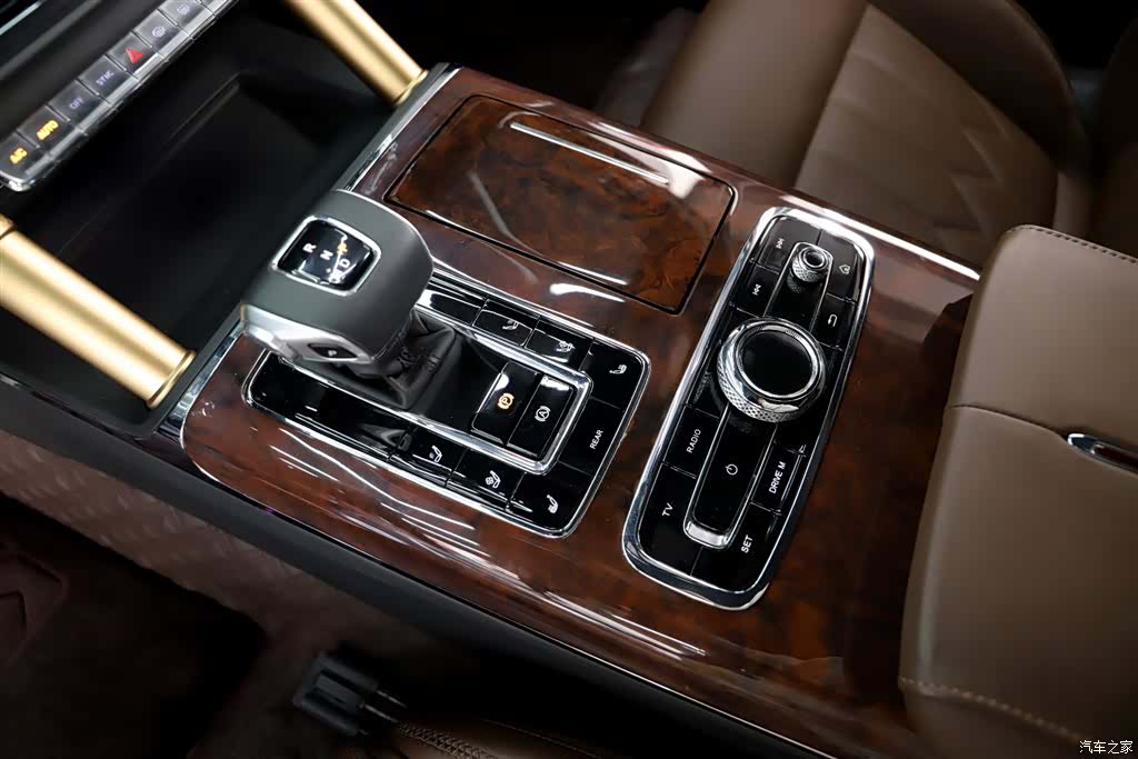 Hongqi 4, 2023 11