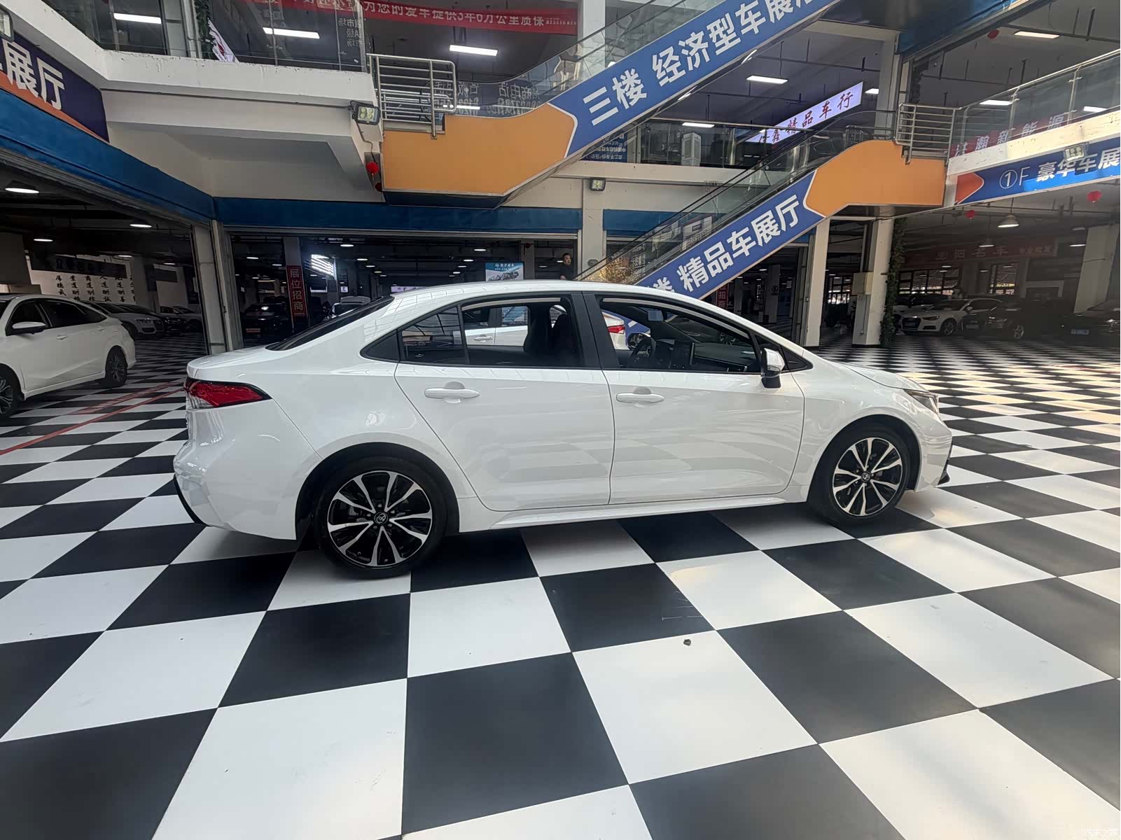Toyota Levin, 2022 4