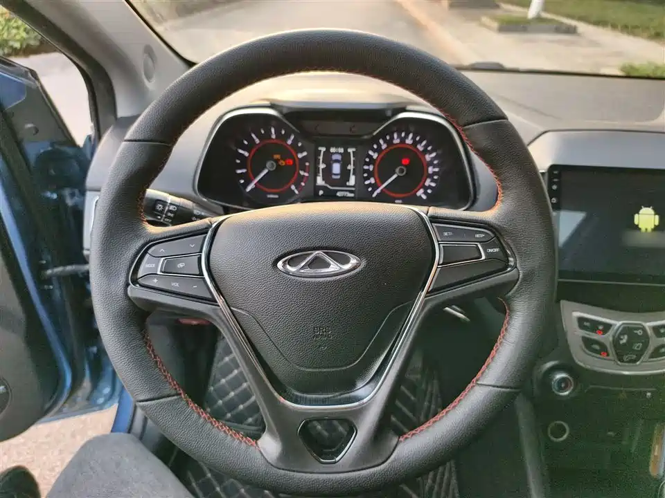 Chery Arrizo 5
