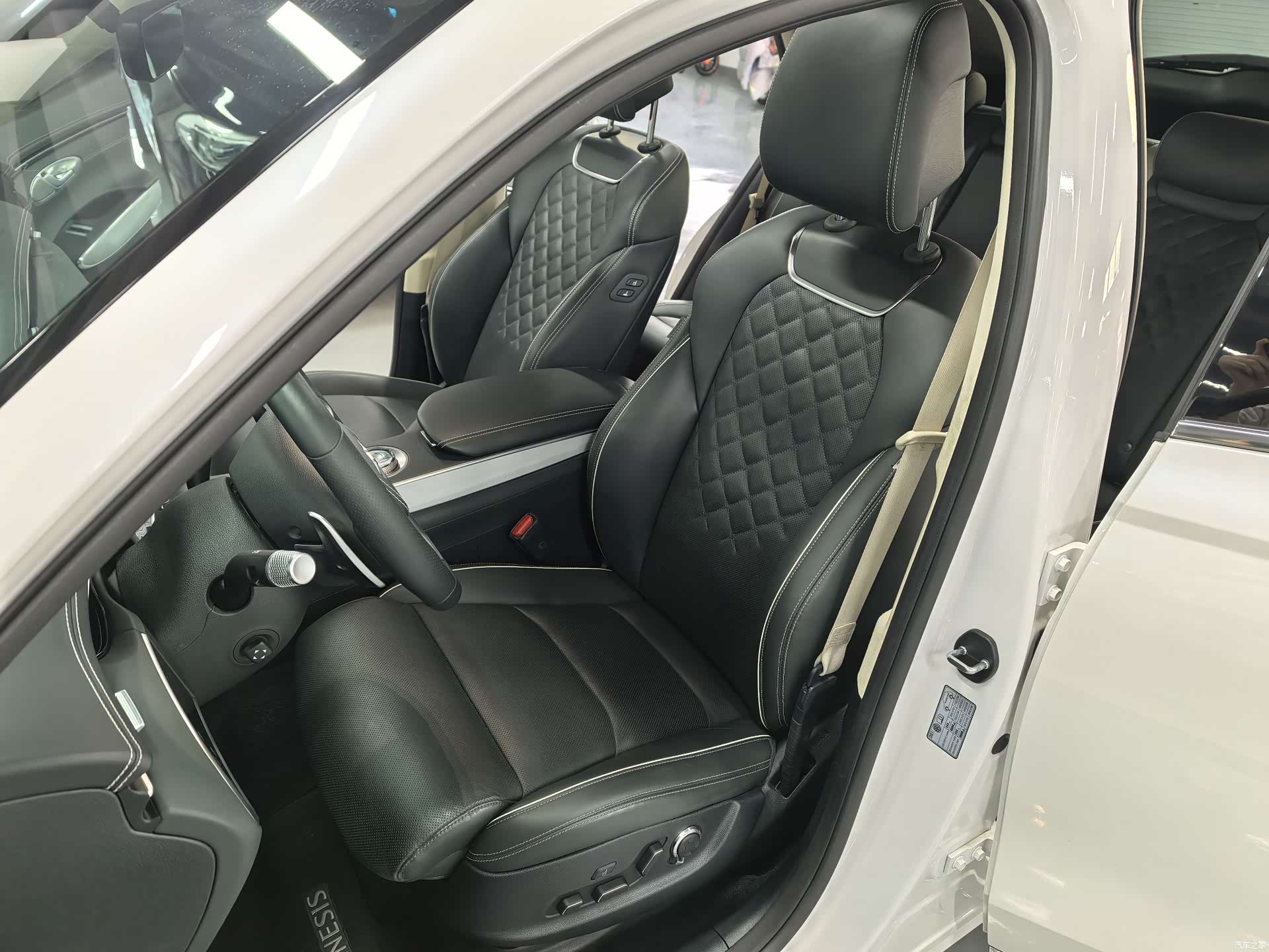 Genesis GV70, 2024 16