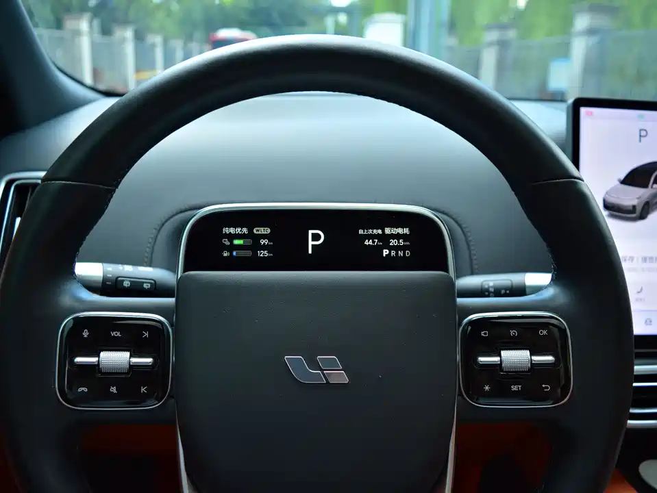 Li Auto Ideal L8
