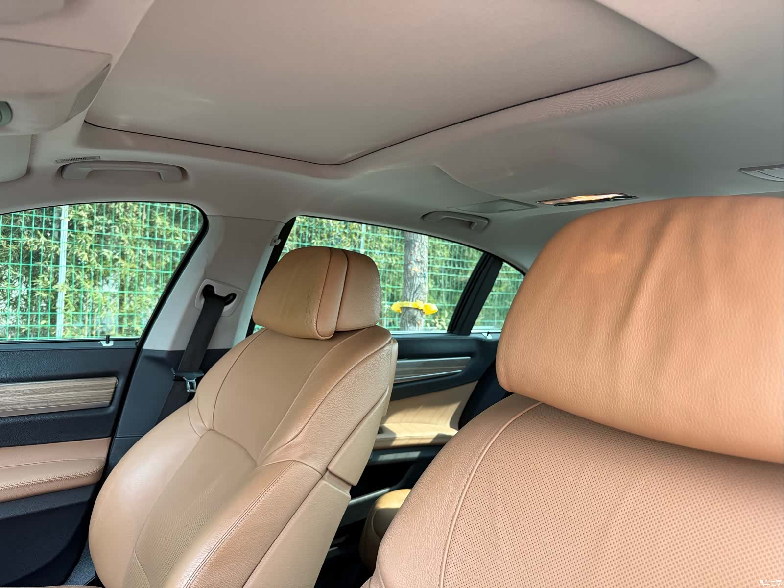 BMW 7 Series, 2011 8