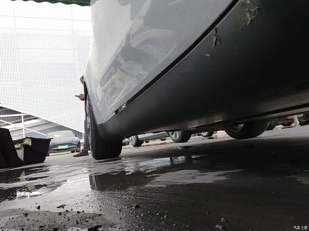 Tesla Model Y, 2022 21