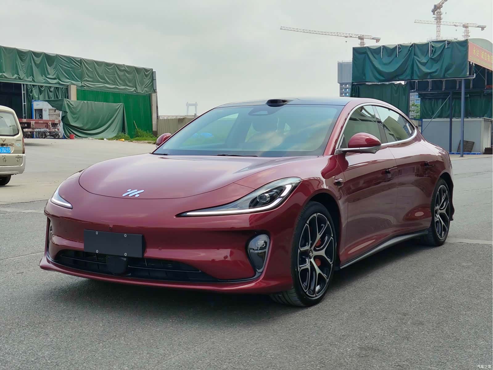 IM Motors L6, 2025 1