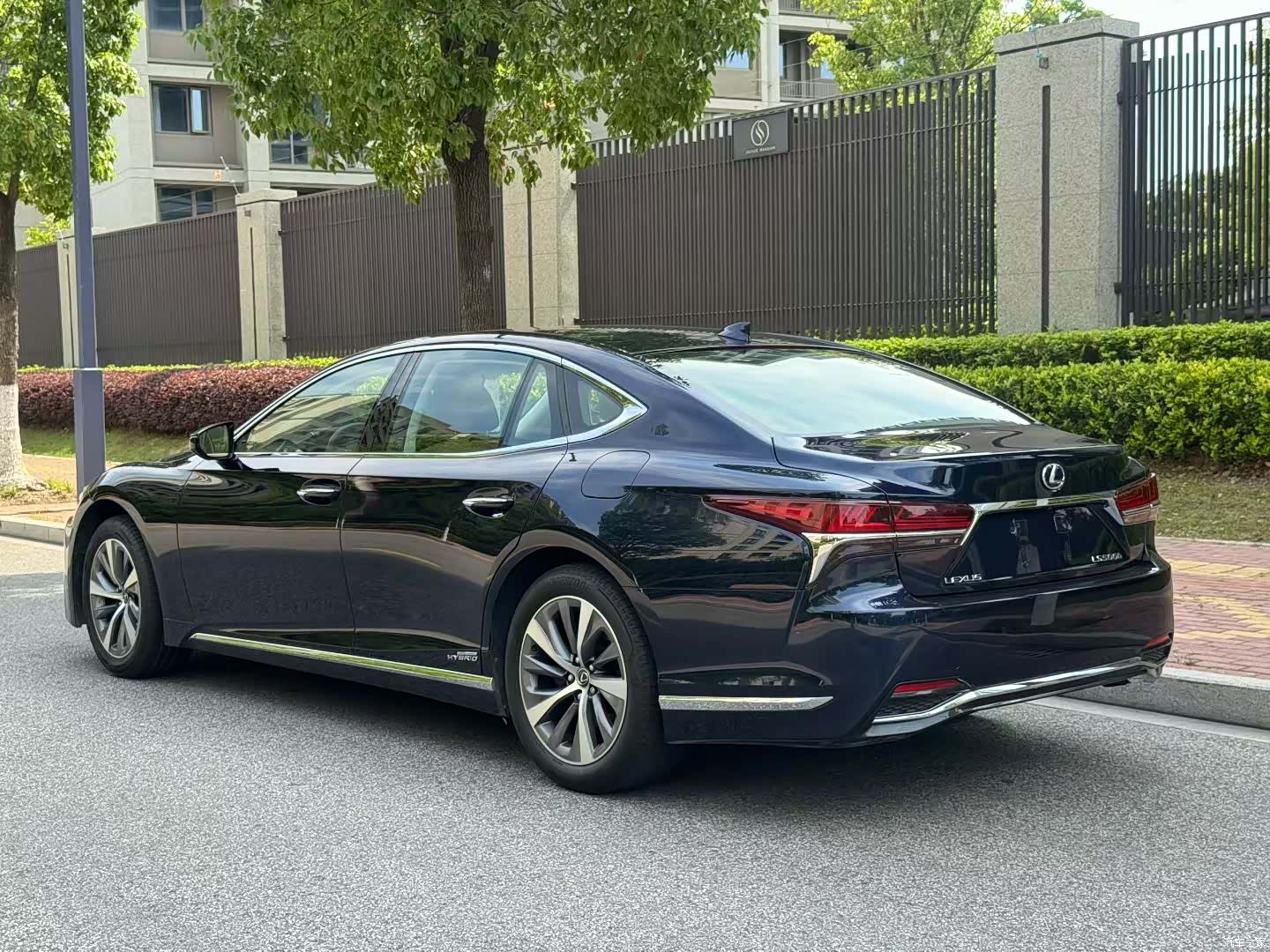 Lexus LS, 2020 13