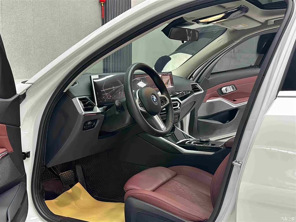 BMW i3, 2024 9