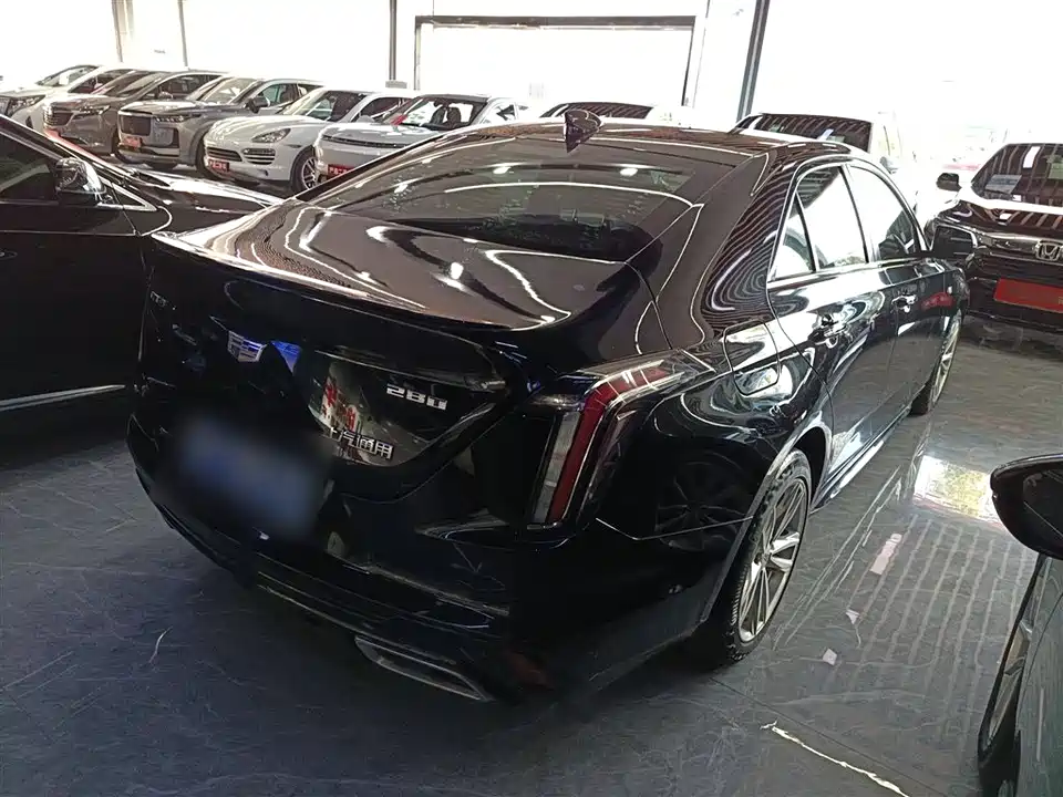 Cadillac CT4