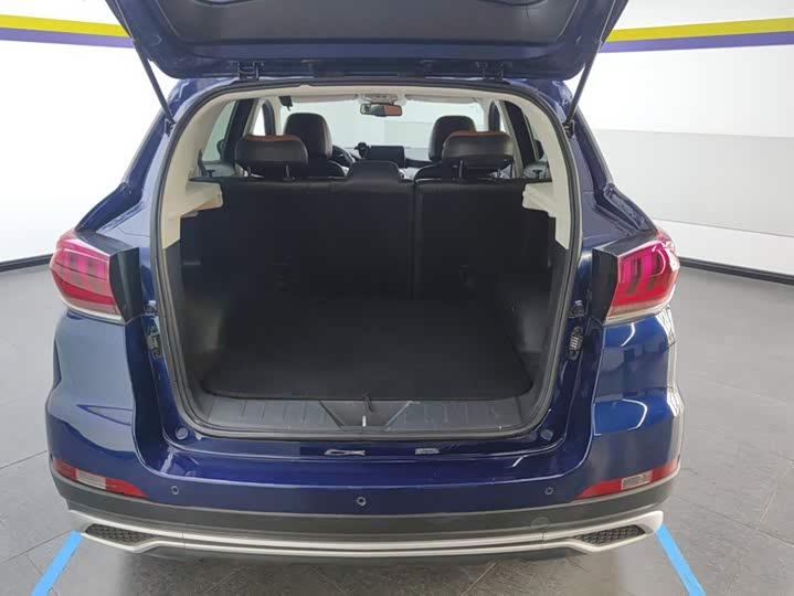 BAIC zhi xing 2018 1.5T CVT zhi ling ban guo V