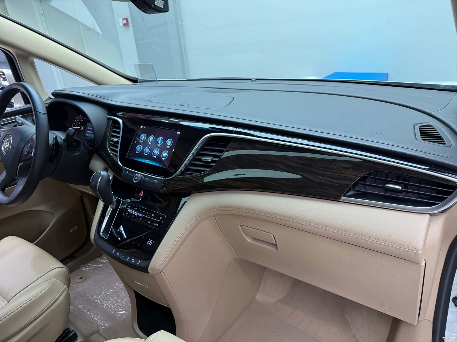Buick GL8, 2019 14