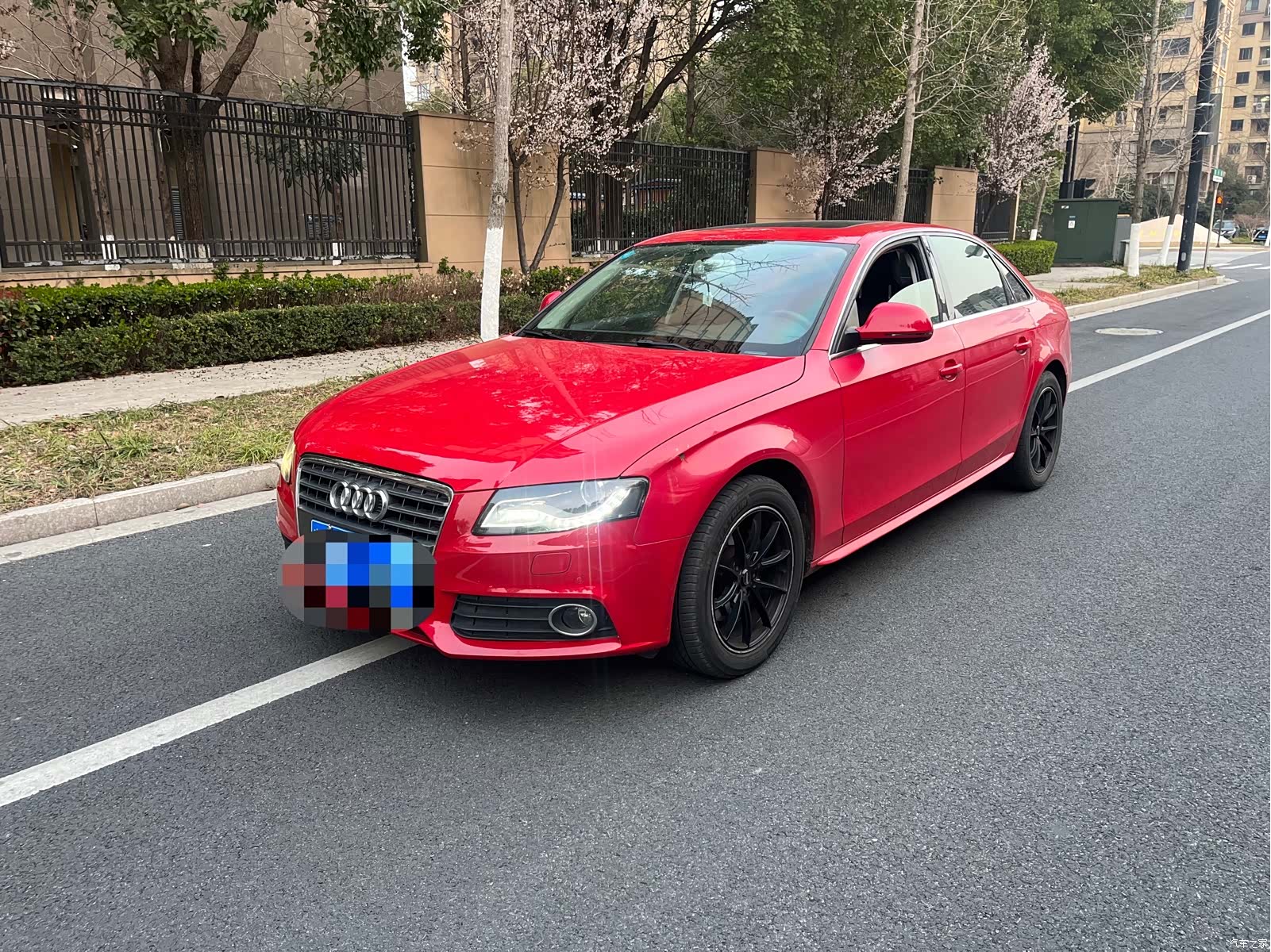 Audi A4L, 2012 1