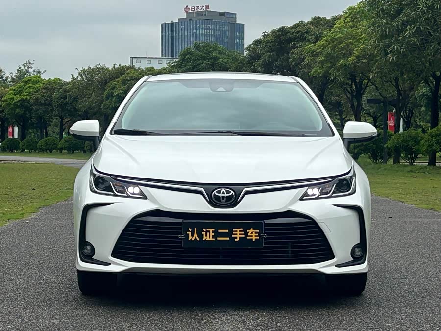 Toyota Corolla 2022, фото 2