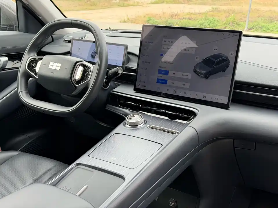 Geely Galaxy Galaxy E5