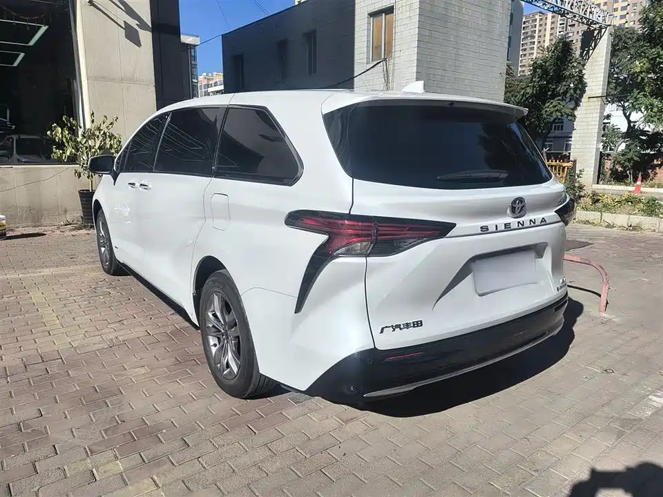 Toyota SIENNA
