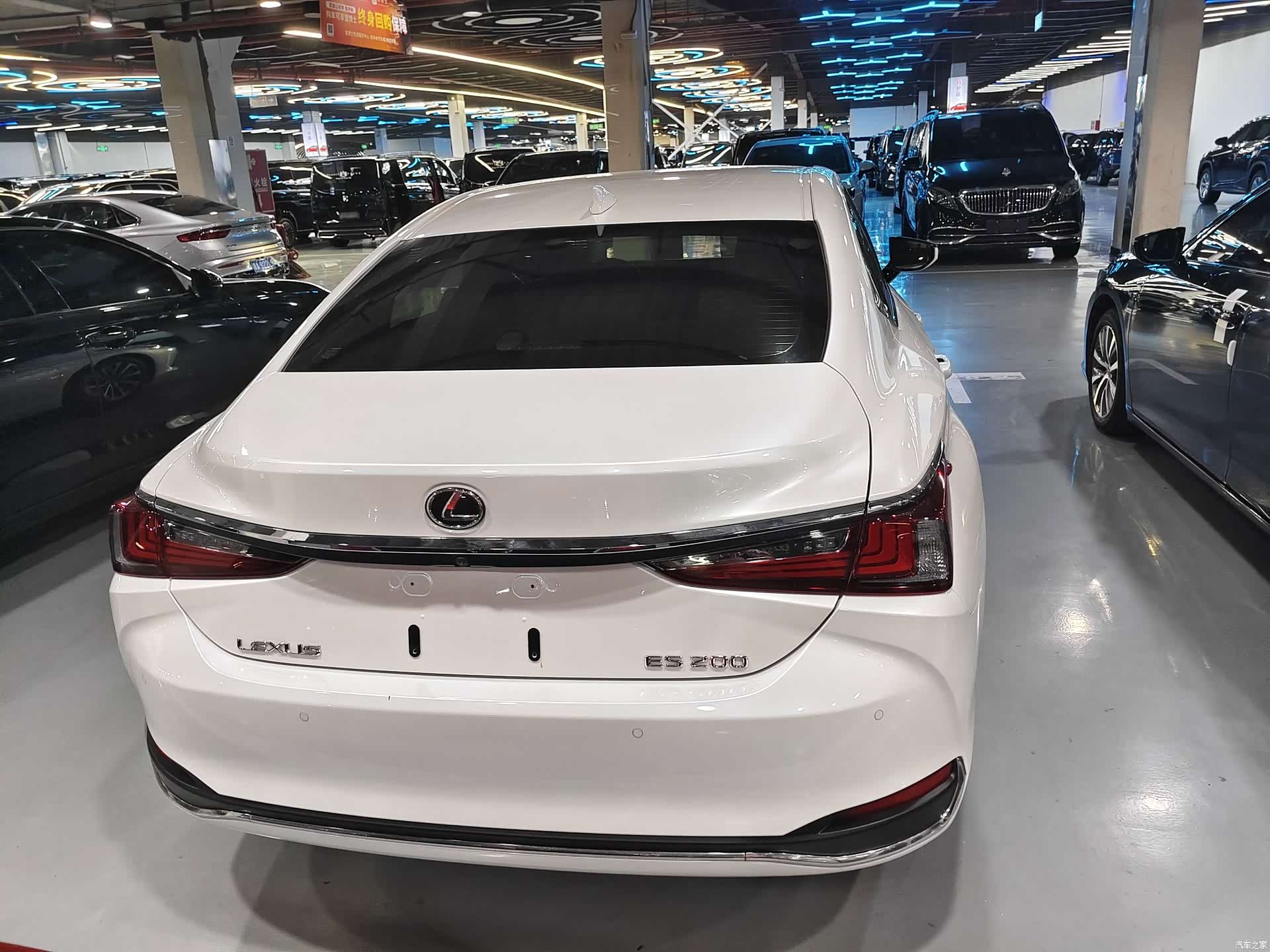 Lexus ES, 2023 18
