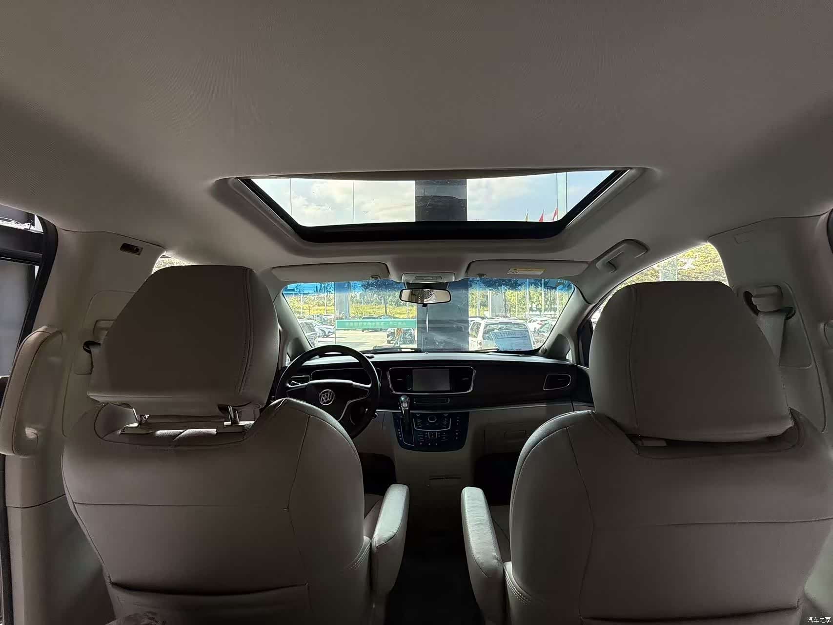 Buick GL8, 2016 14