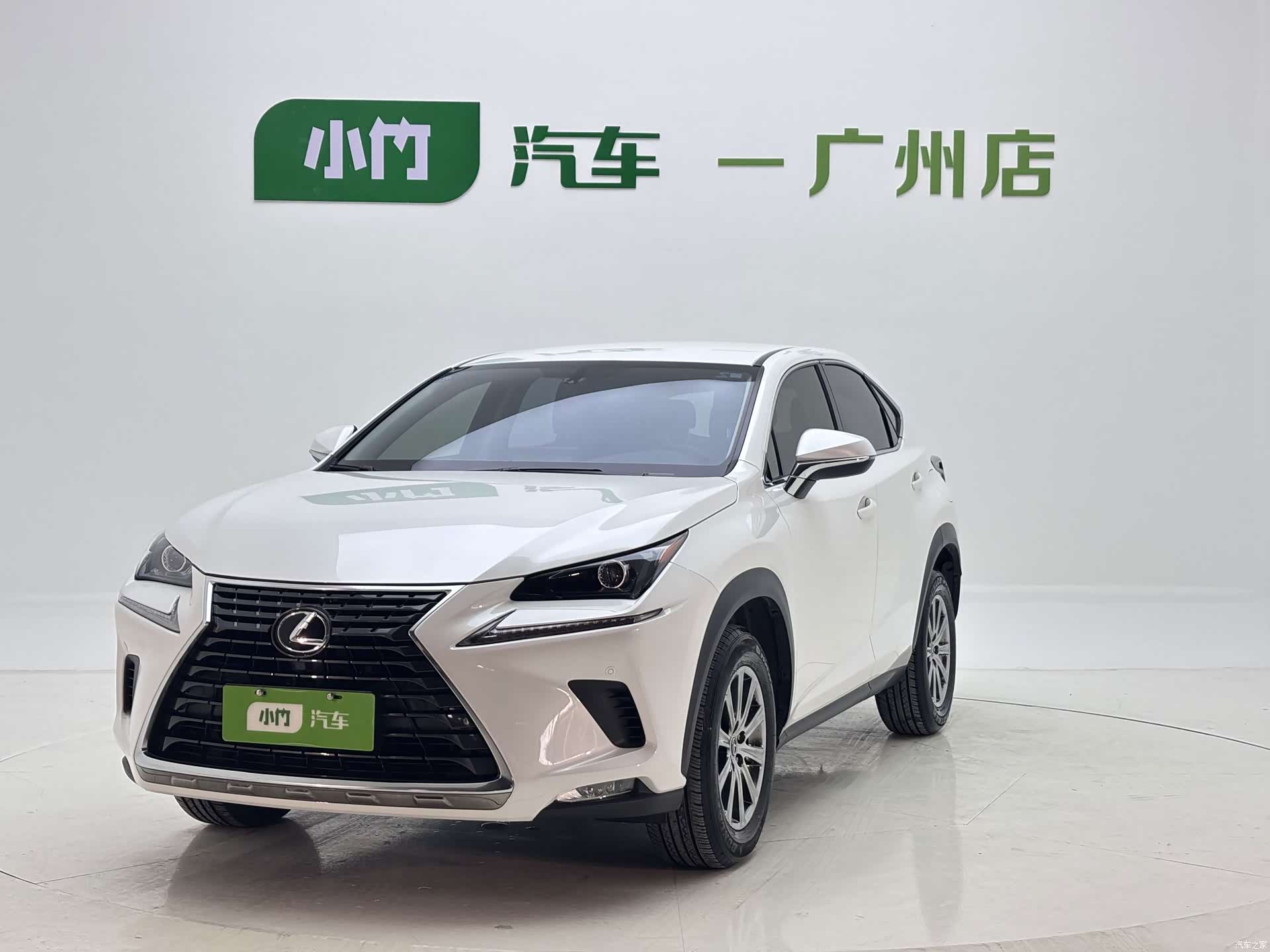 Lexus NX, 2020 1