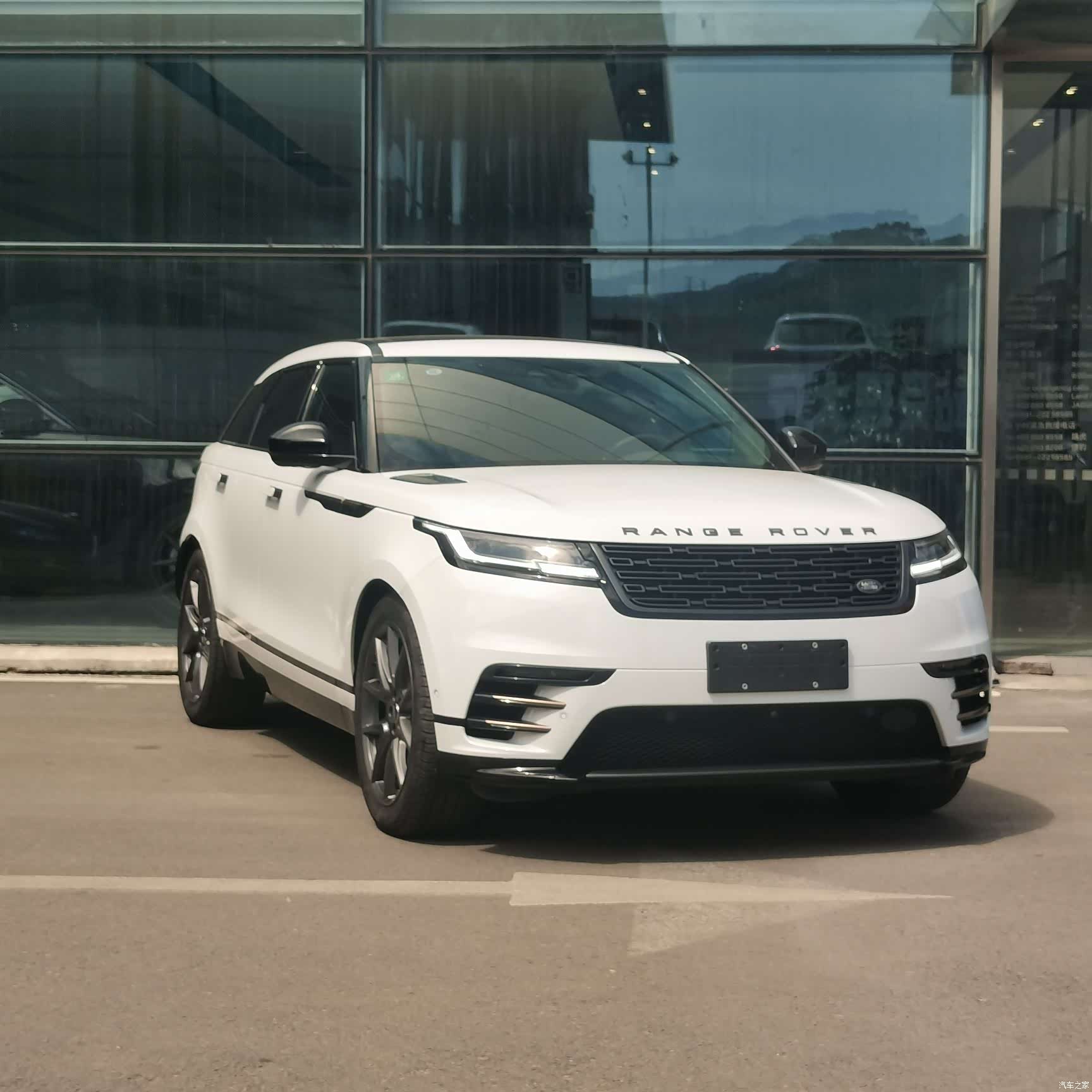 Land Rover Range Rover, 2025 все фото