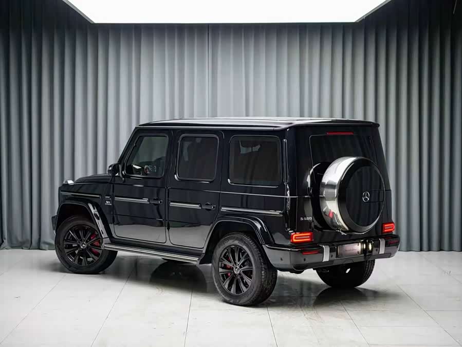 Mercedes-Benz G-Class 2023, фото 9