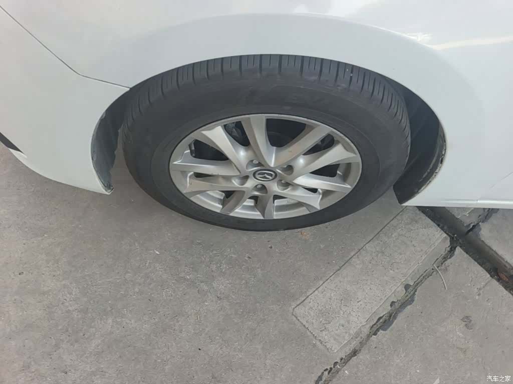 Mazda Mazda3, 2016 25