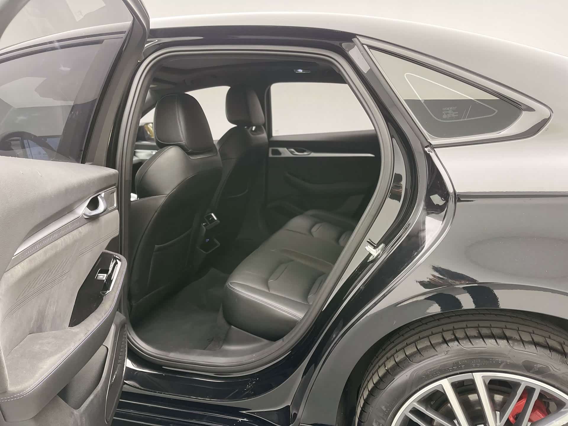 Geely Preface, 2024 19