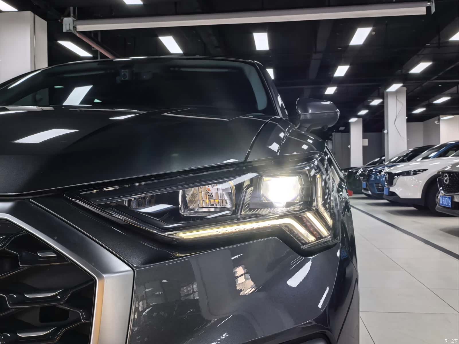 Audi Q3, 2022 4