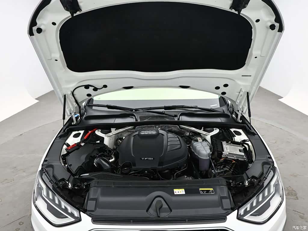 Audi A4L, 2022 17