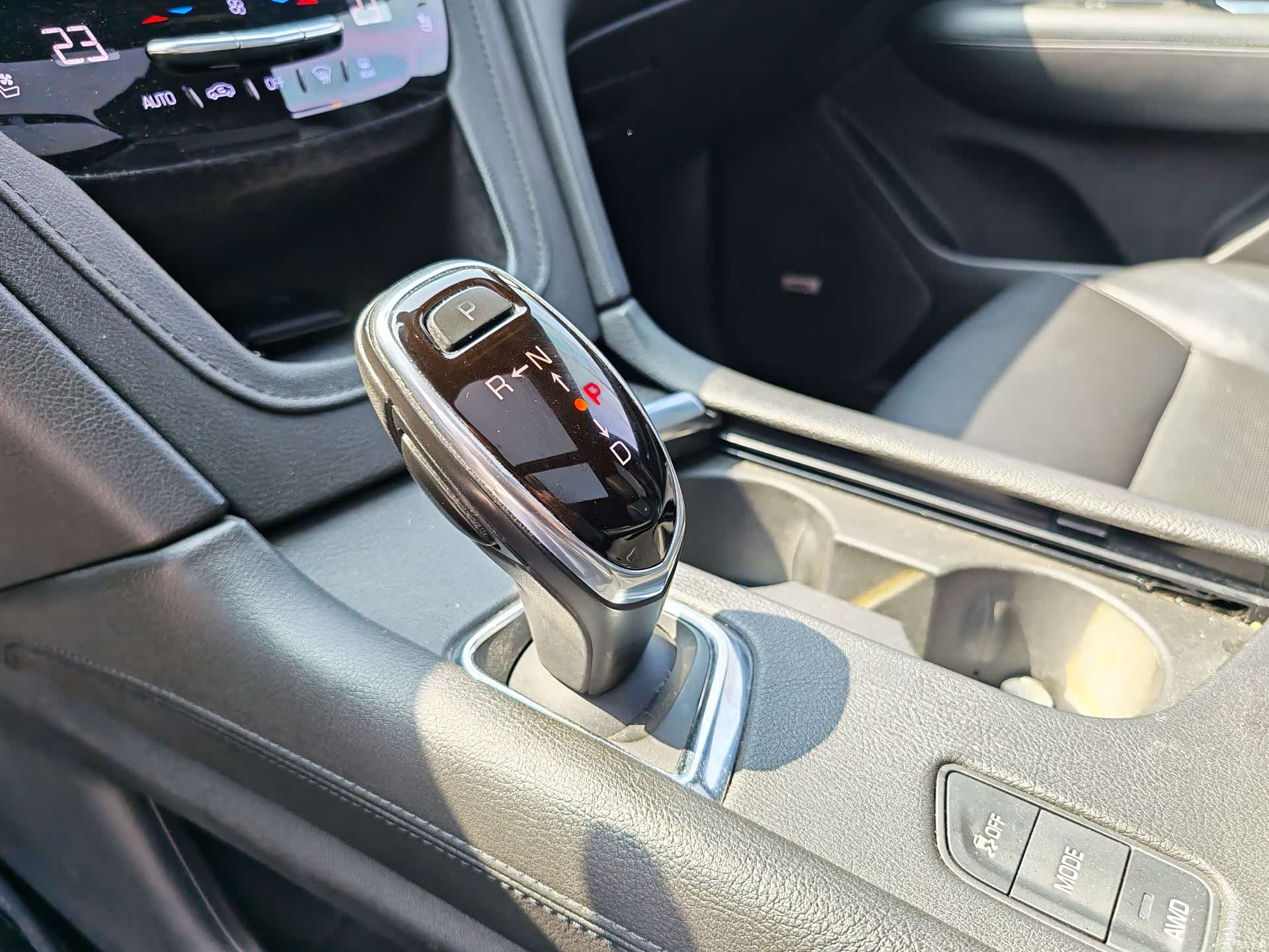 Cadillac XT5, 2018 16