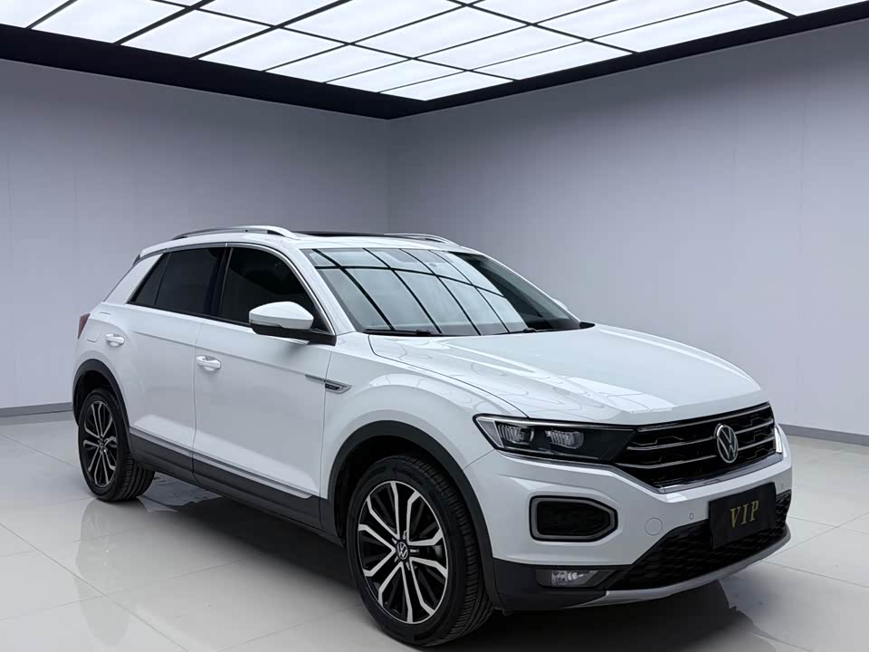 Volkswagen T-ROC exploring Songs