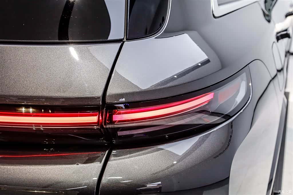 Li Auto L8, 2025 13