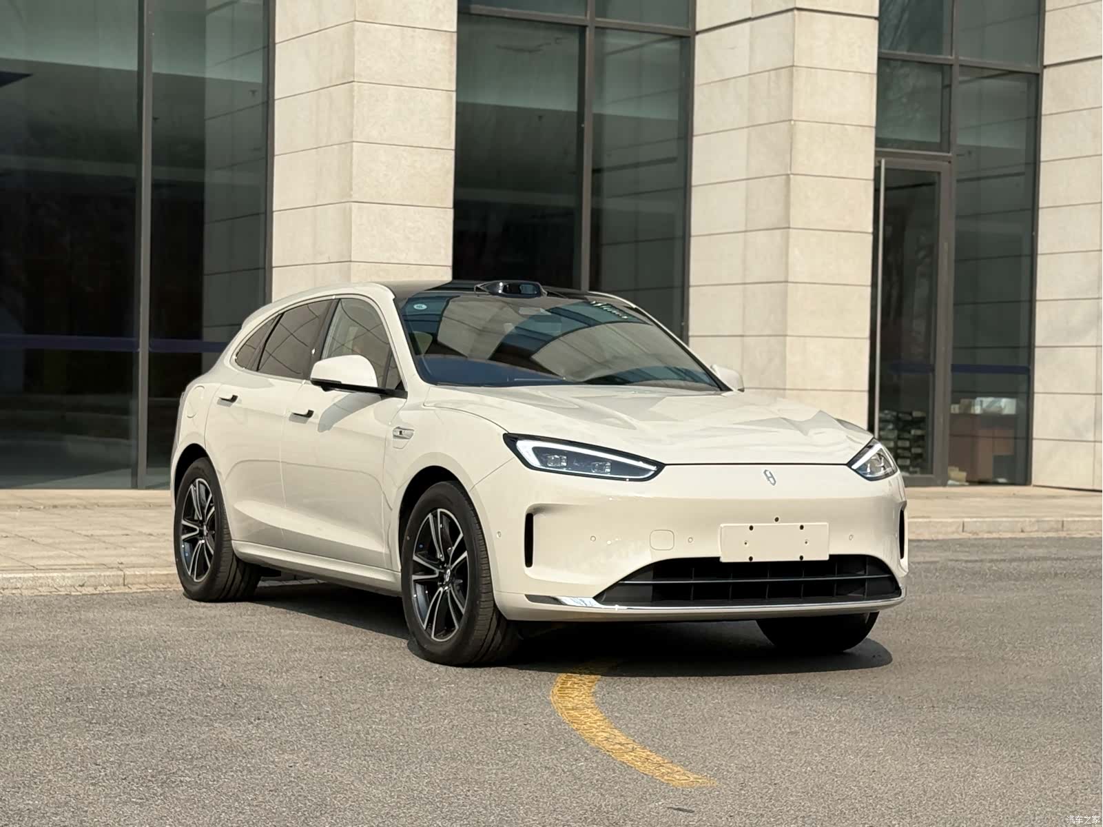 AITO M5, 2026 3