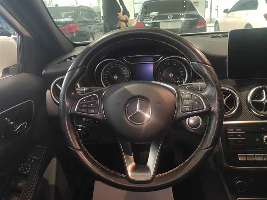 Mercedes-Benz Class A Mercedes-Benz Class A
