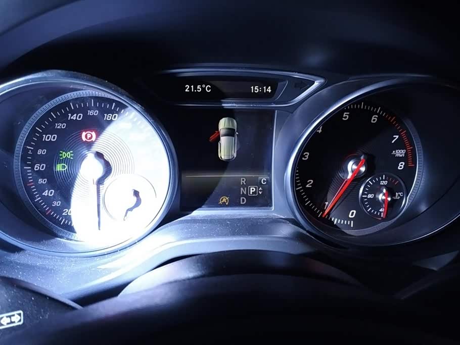 Mercedes-Benz GLA Mercedes-Benz GLA