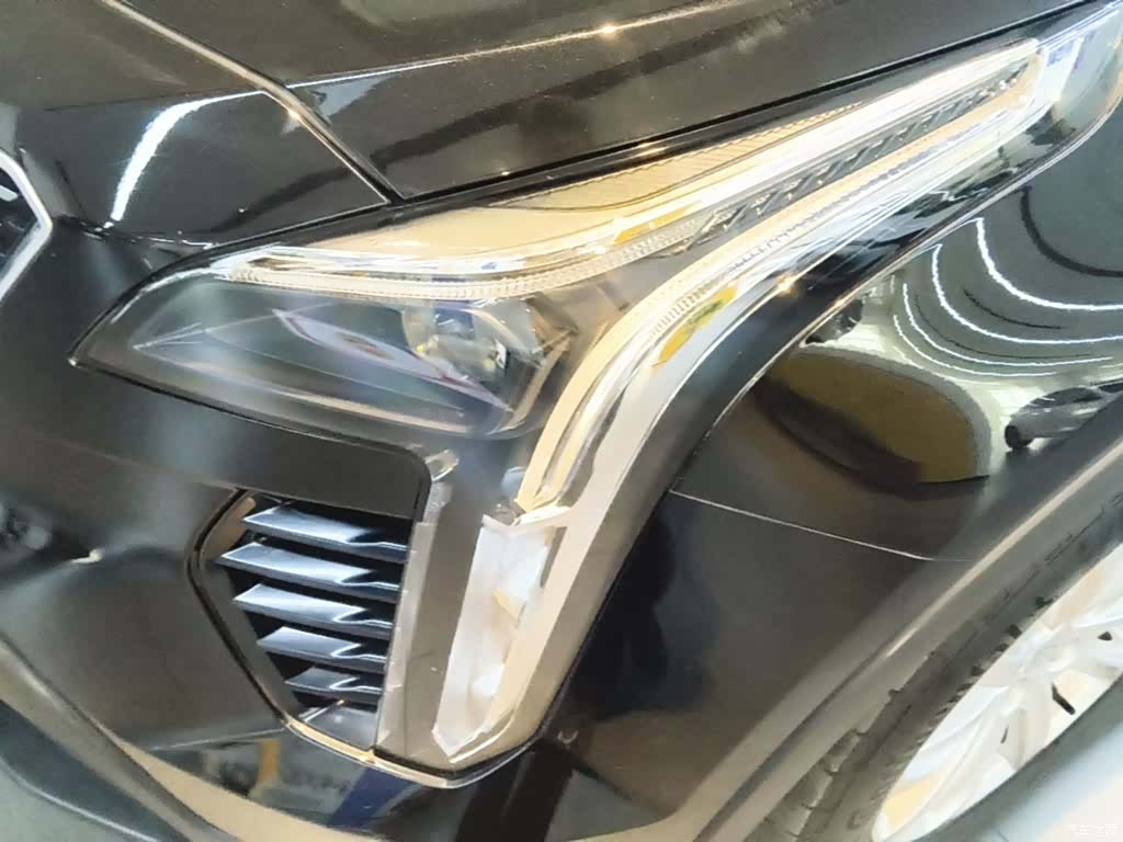 Cadillac XT4, 2023 24