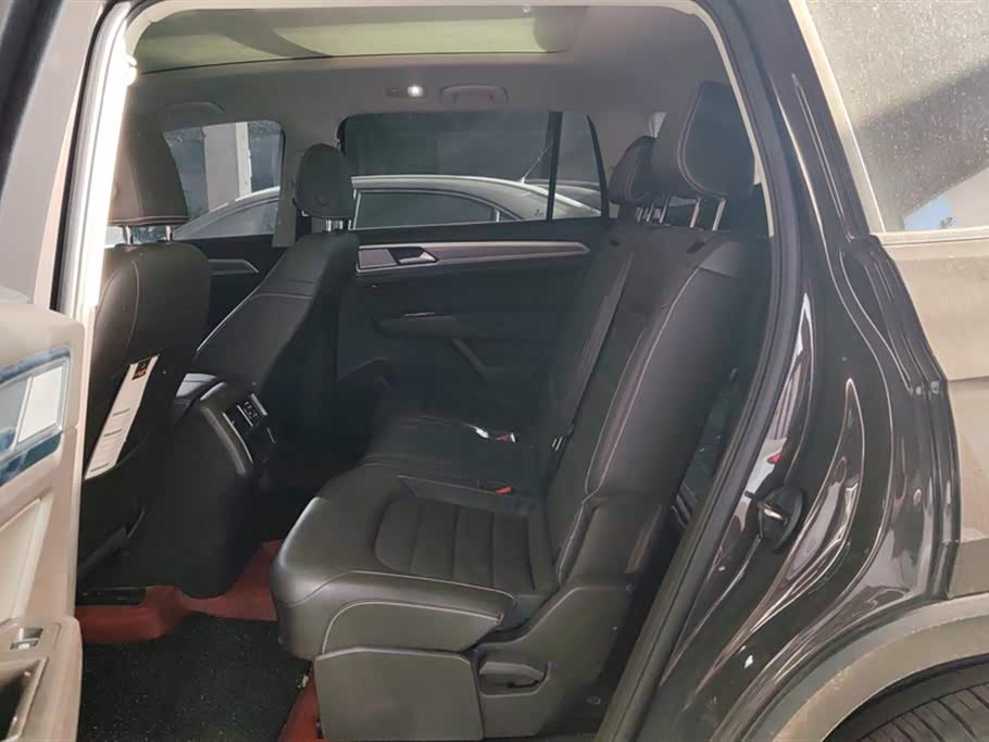 Volkswagen Tourang