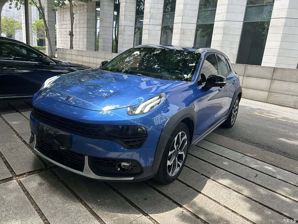 Lynk & Co 01, 2020 1