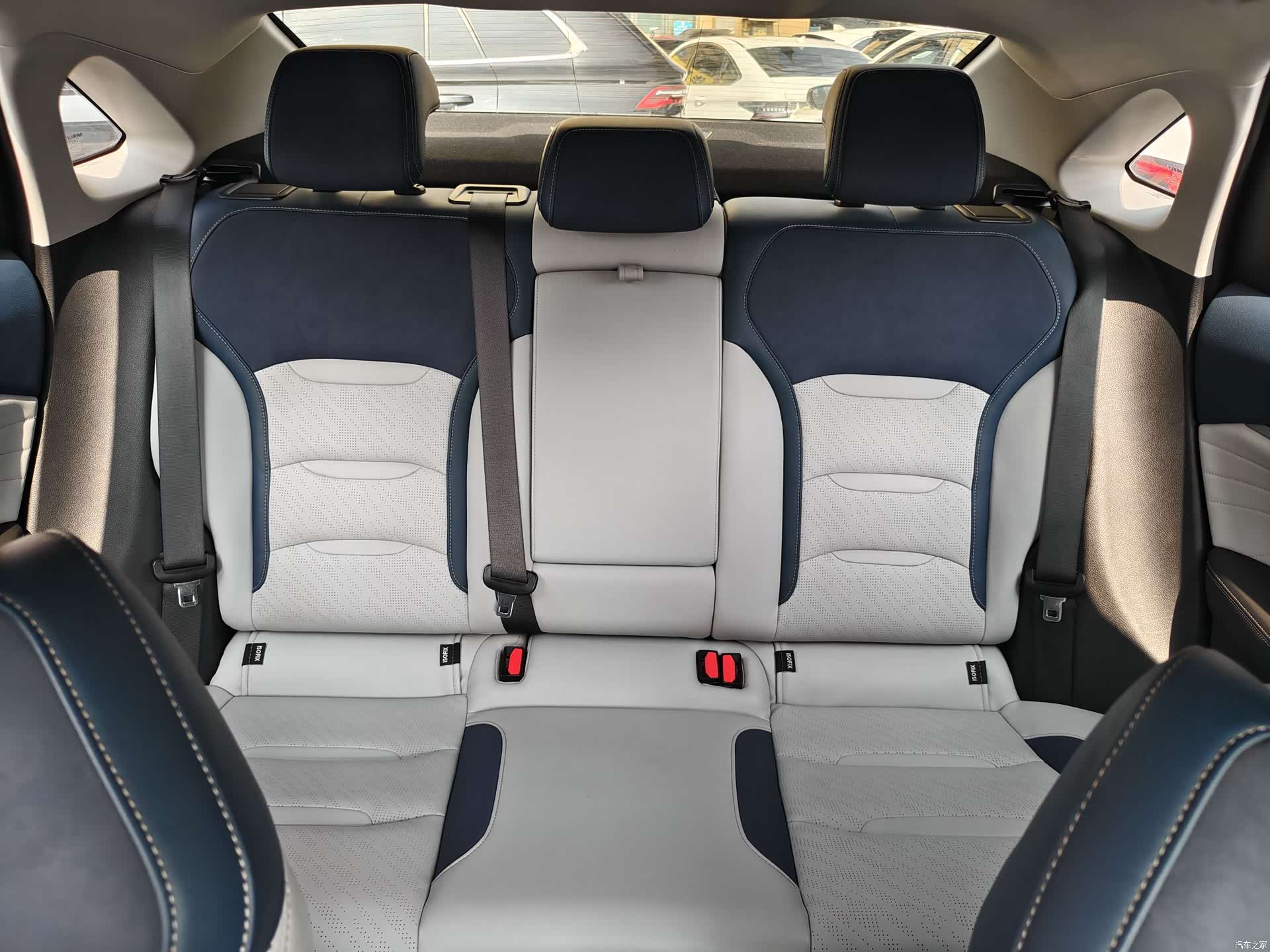Geely Preface, 2022 12
