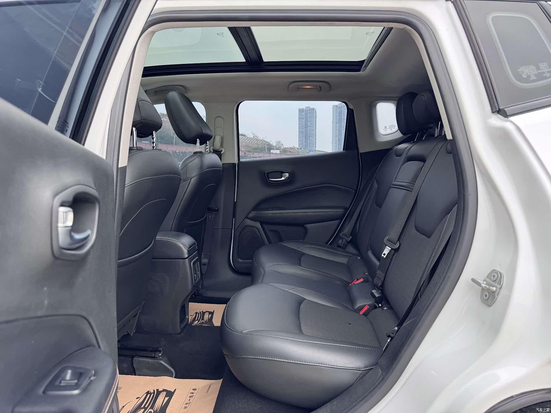 Jeep Compass, 2020 11