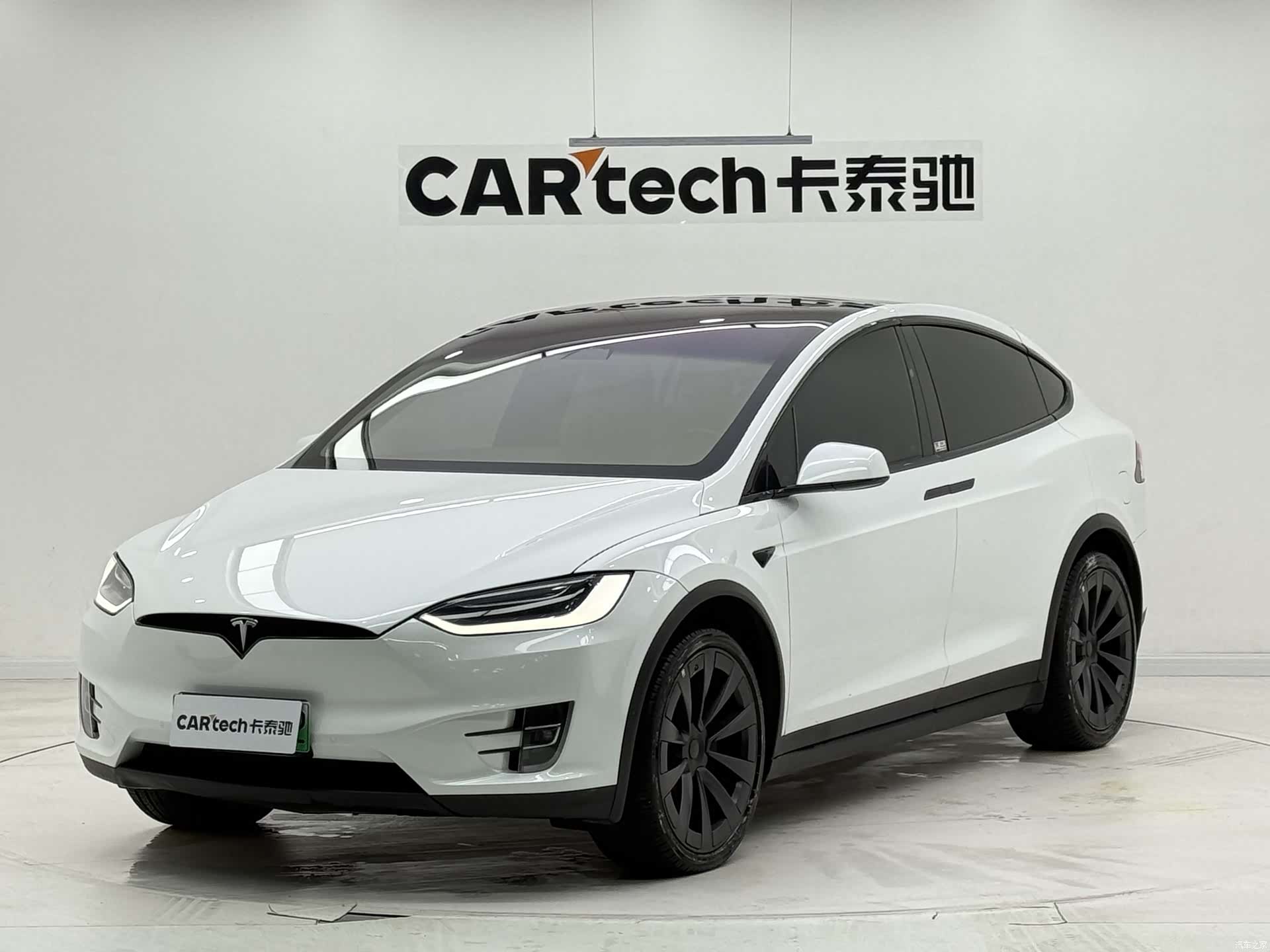 Tesla Model X, 2019 1