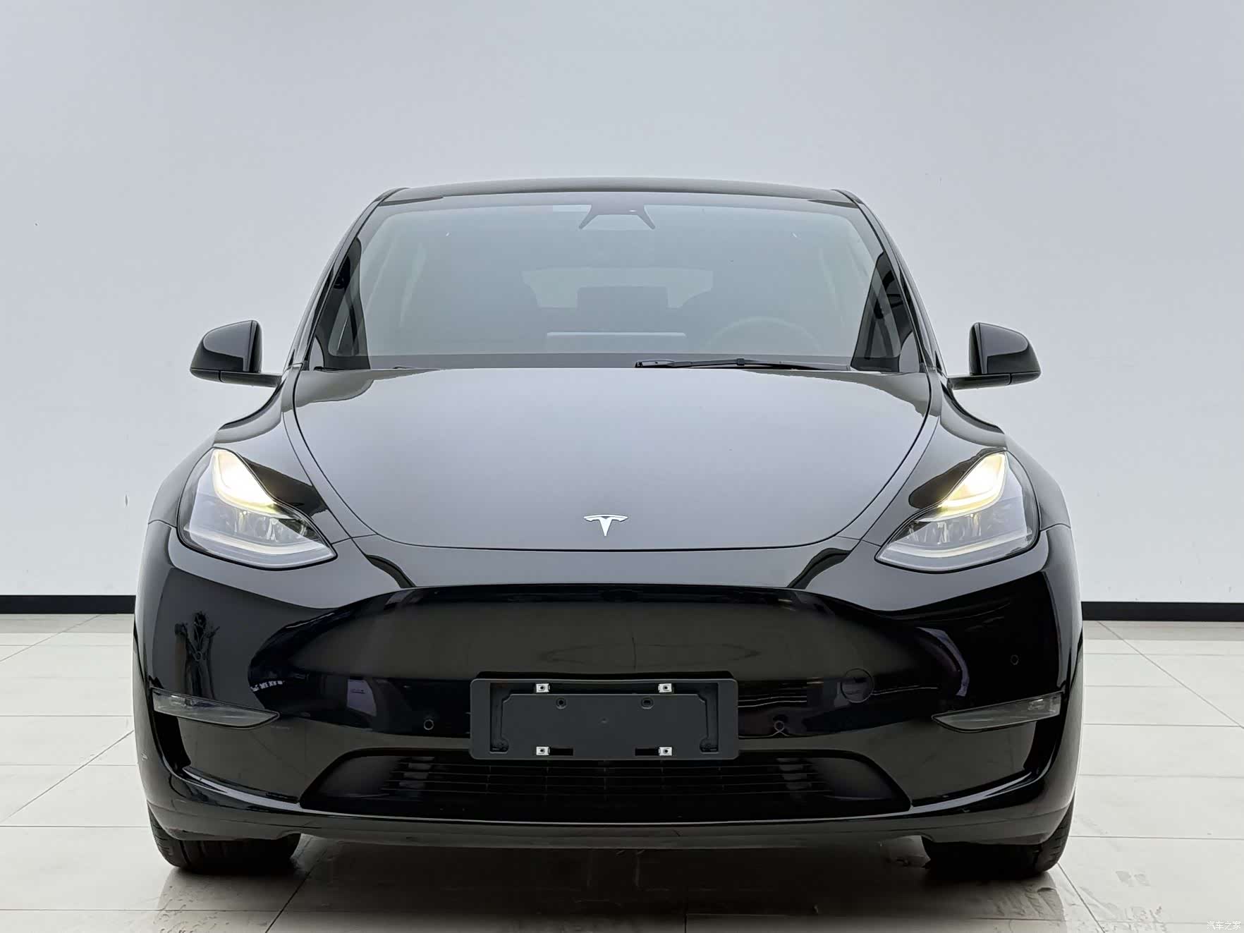 Tesla Model Y, 2021 2