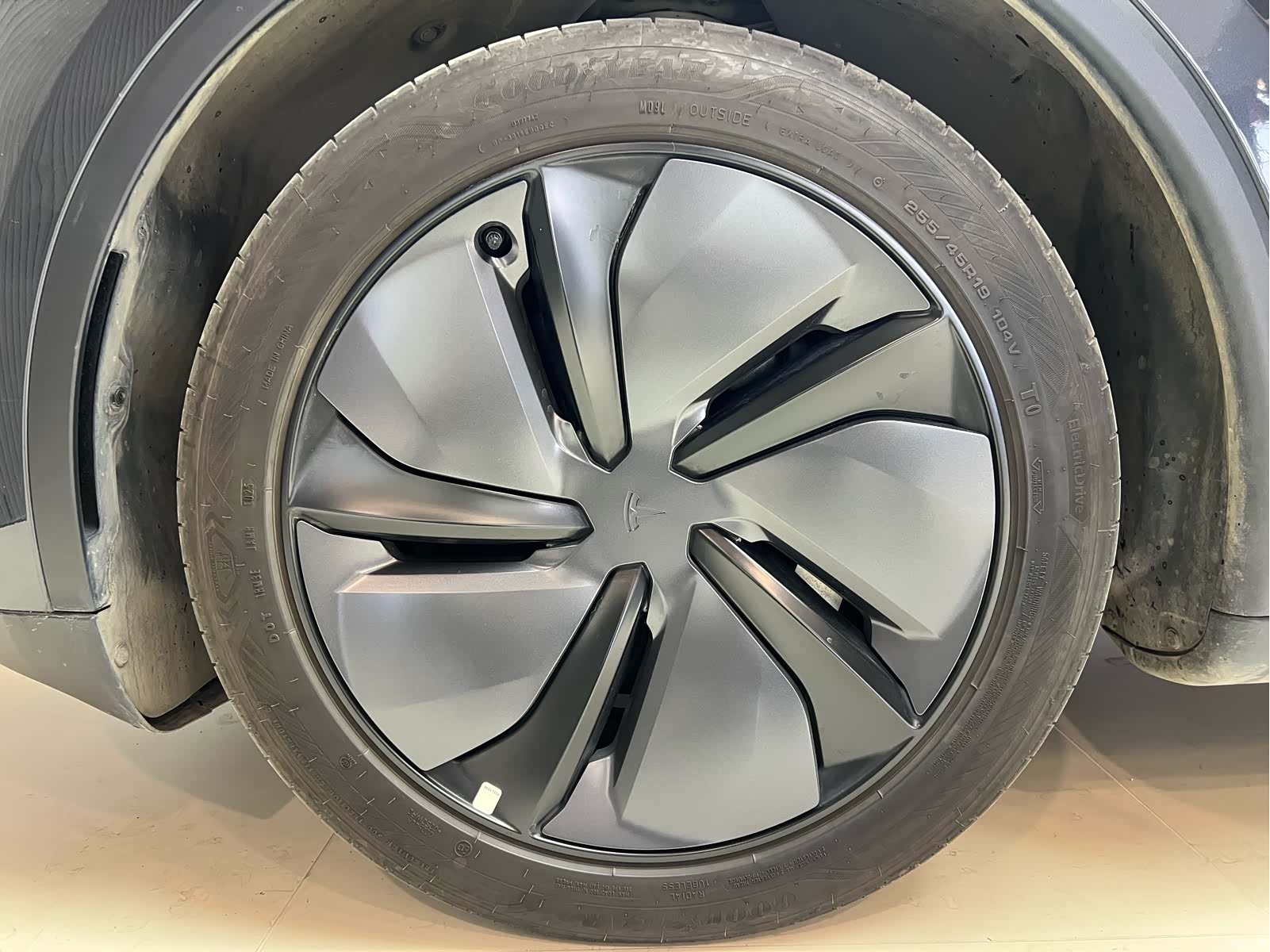 Tesla Model Y, 2025 20